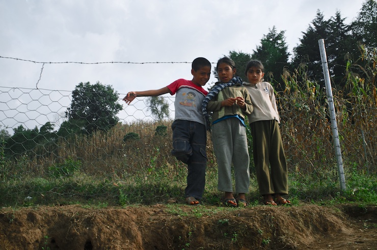 Travel photo - 3 kids in Chiapas