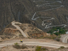 Dirt Road Touring Peru by Bicycle