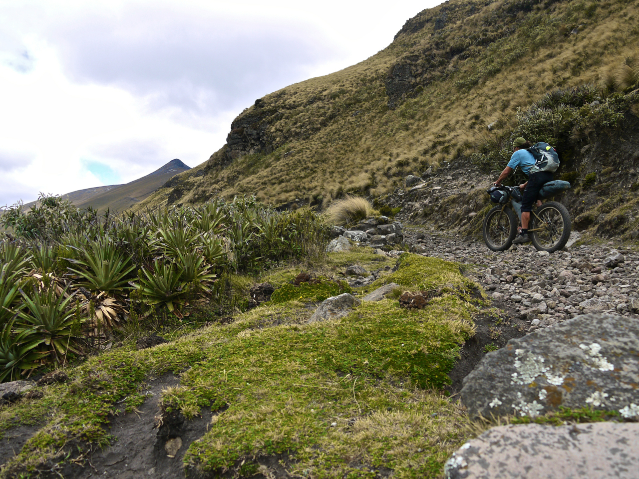 bikepacking ecuador - the inca trail to Machu Picchu