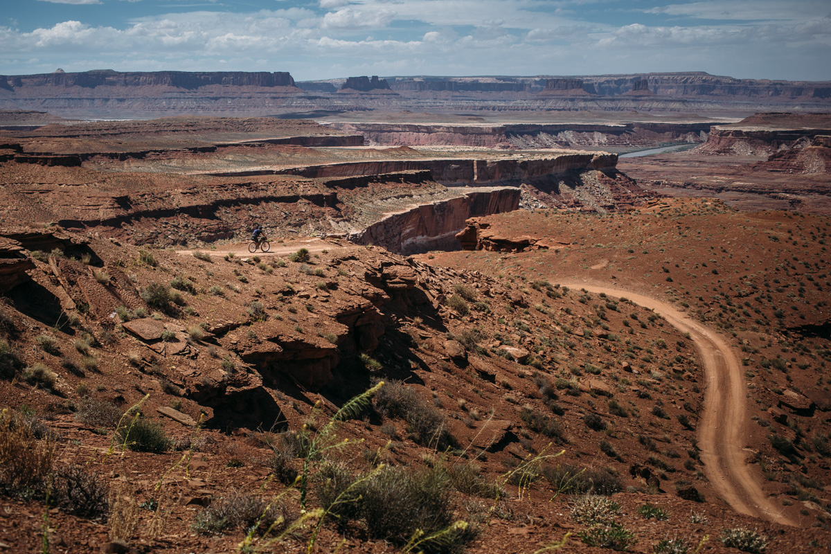 biking white rim trail