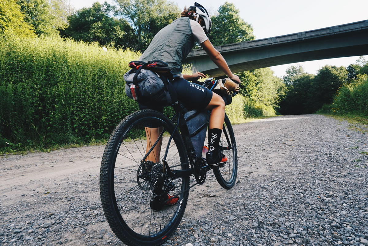 Bikepacking Trans-America Trail Off-road