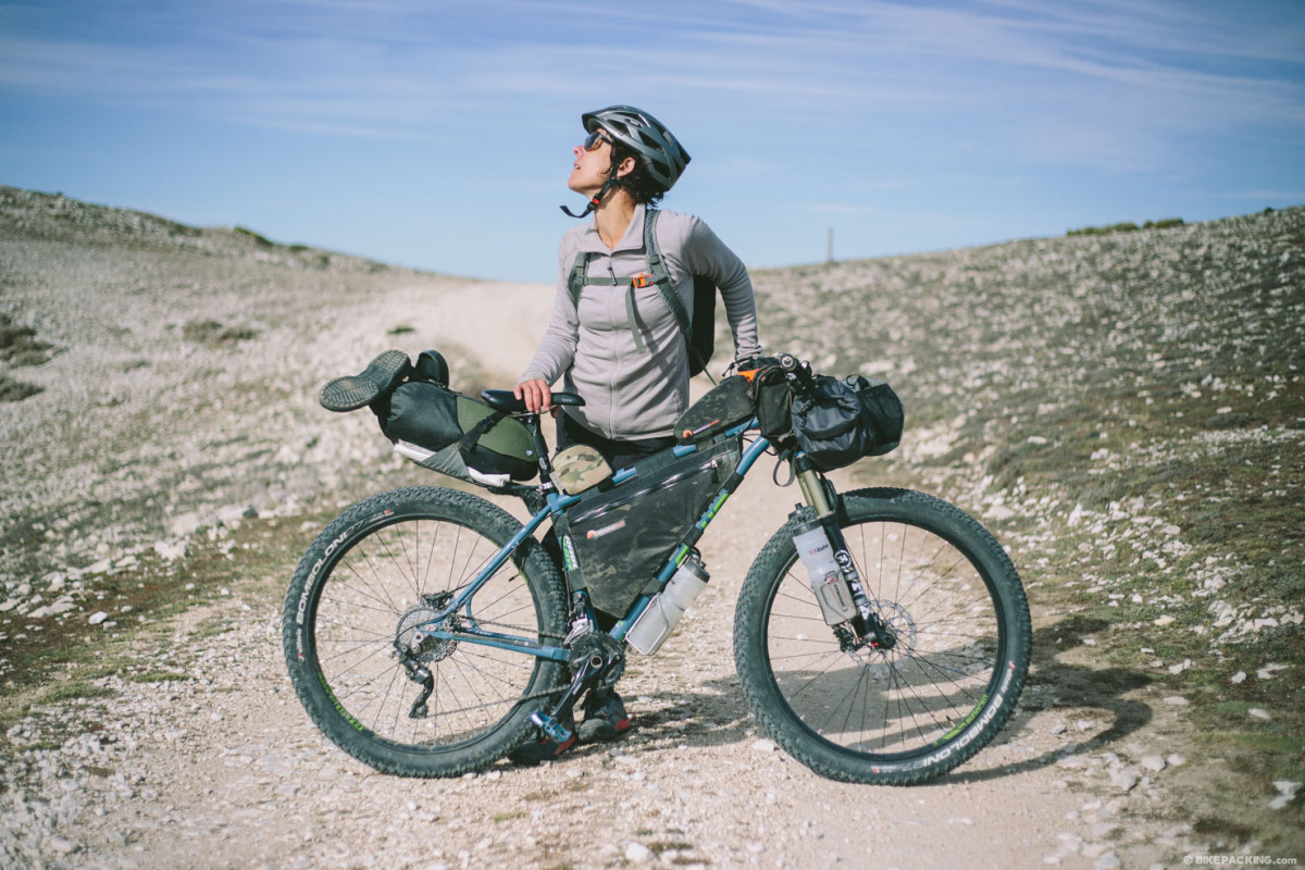 Jamis Dragonslayer, 27.5+ Bikepacking, Bedrock Bags