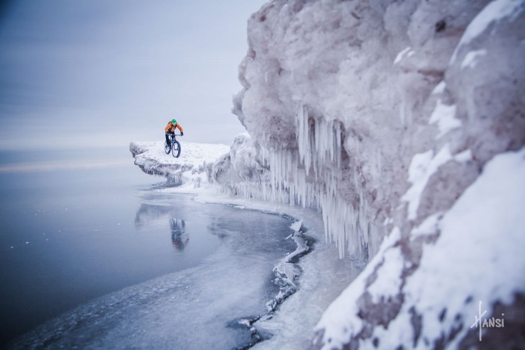 Rider’s Lens: Capturing Winter, by Hansi Johnson
