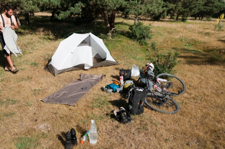 A Journey Beyond, Bikepacking from Istanbul to Iran, Bombtrack, Apidura