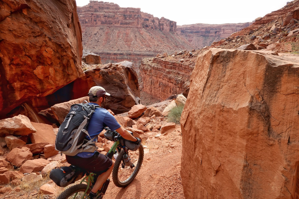 Bikepacking John's Canyon, Utah