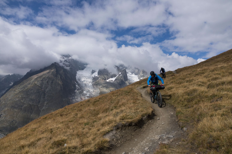 Tour du Mont Blanc, Bikepacking TMB