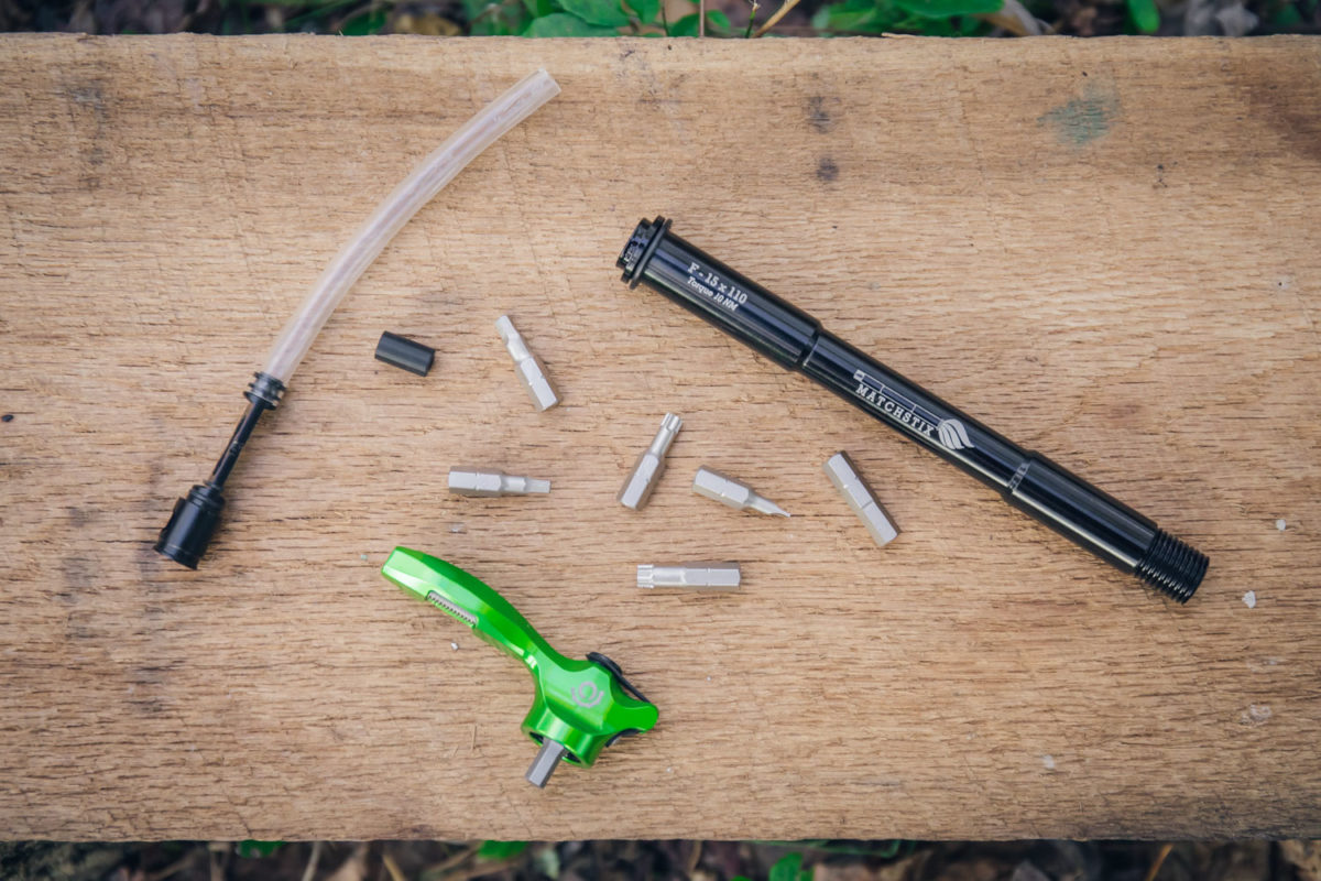 Industry Nine Matchstix Review, Axle multi-tool