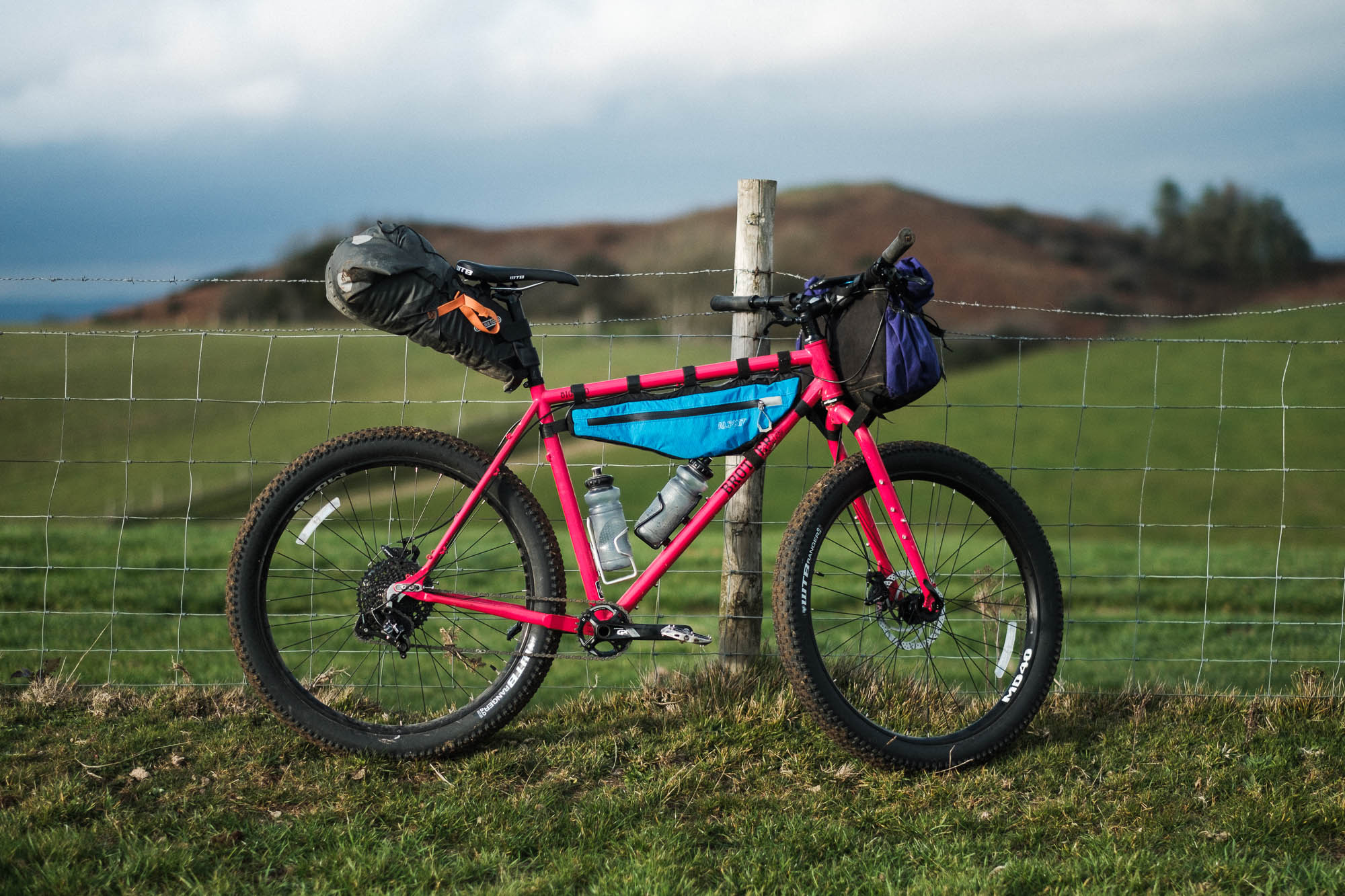 fully rigid mountain bike
