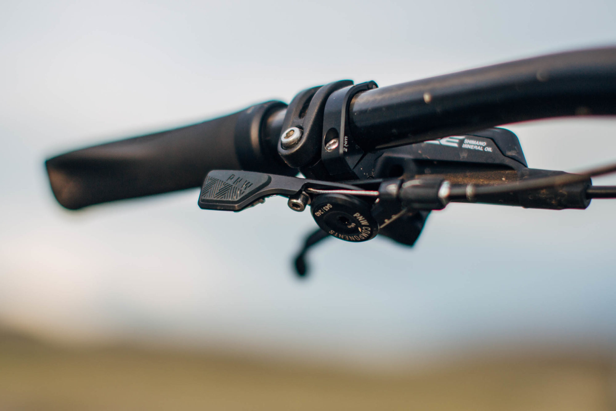 Artisan Alloy Dropper Post Levers The Shootout