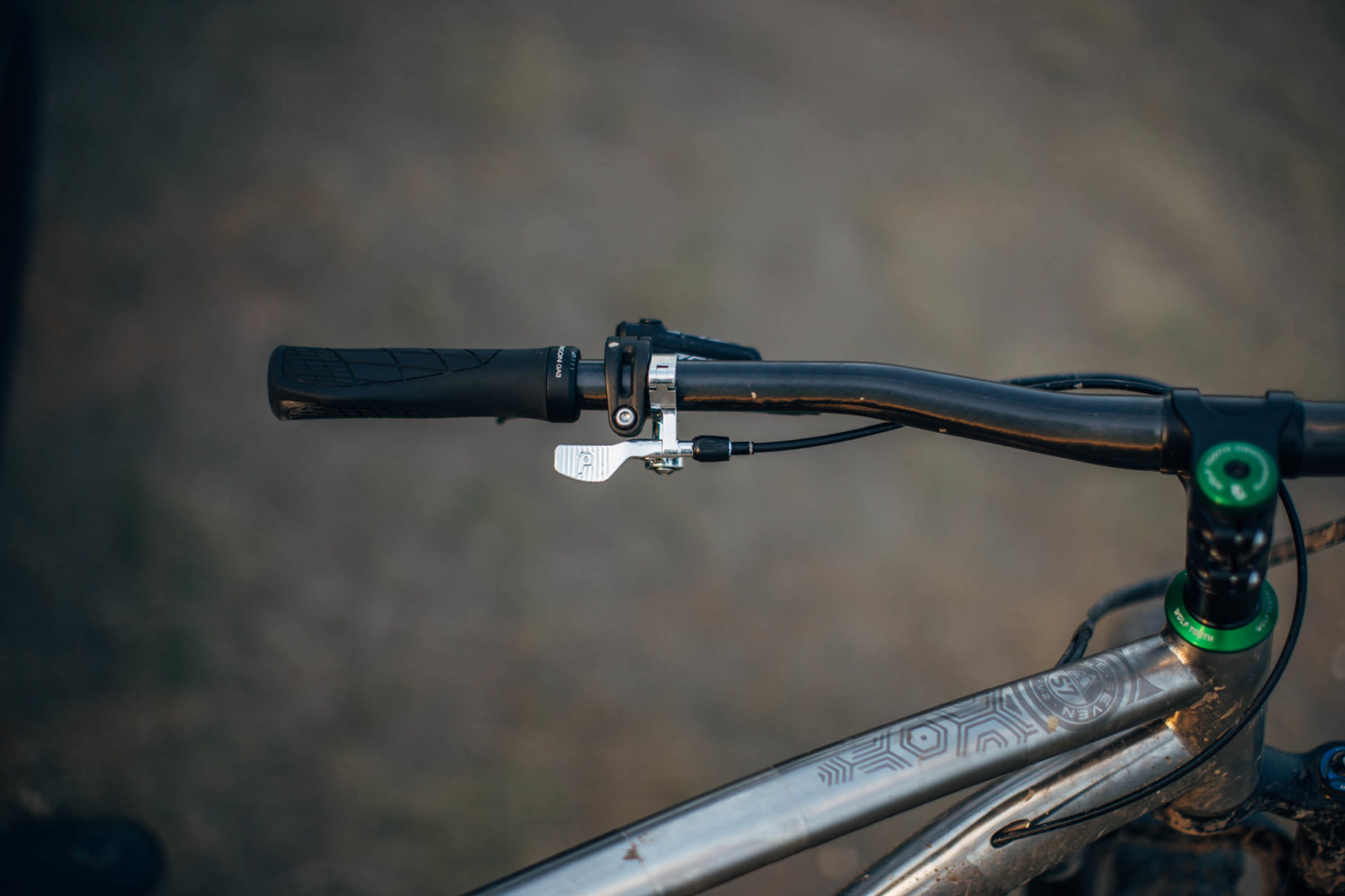 Artisan Alloy Dropper Post Levers The Shootout