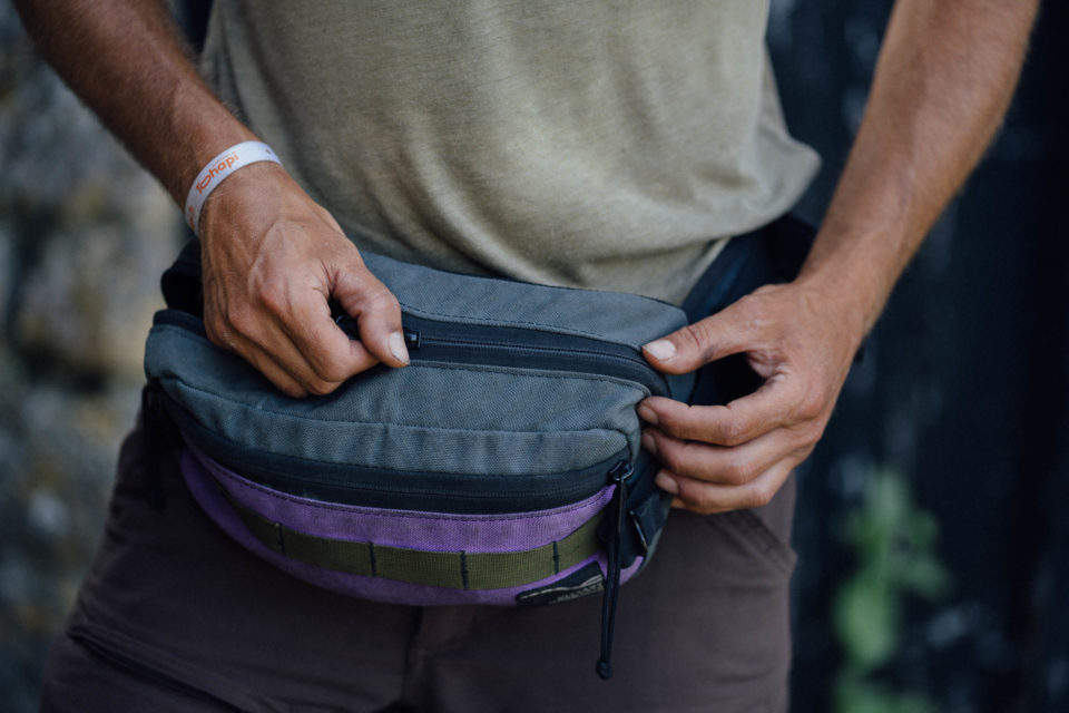Carrying a camera in a hip pack, Nittany Hip Pack Deluxe Review