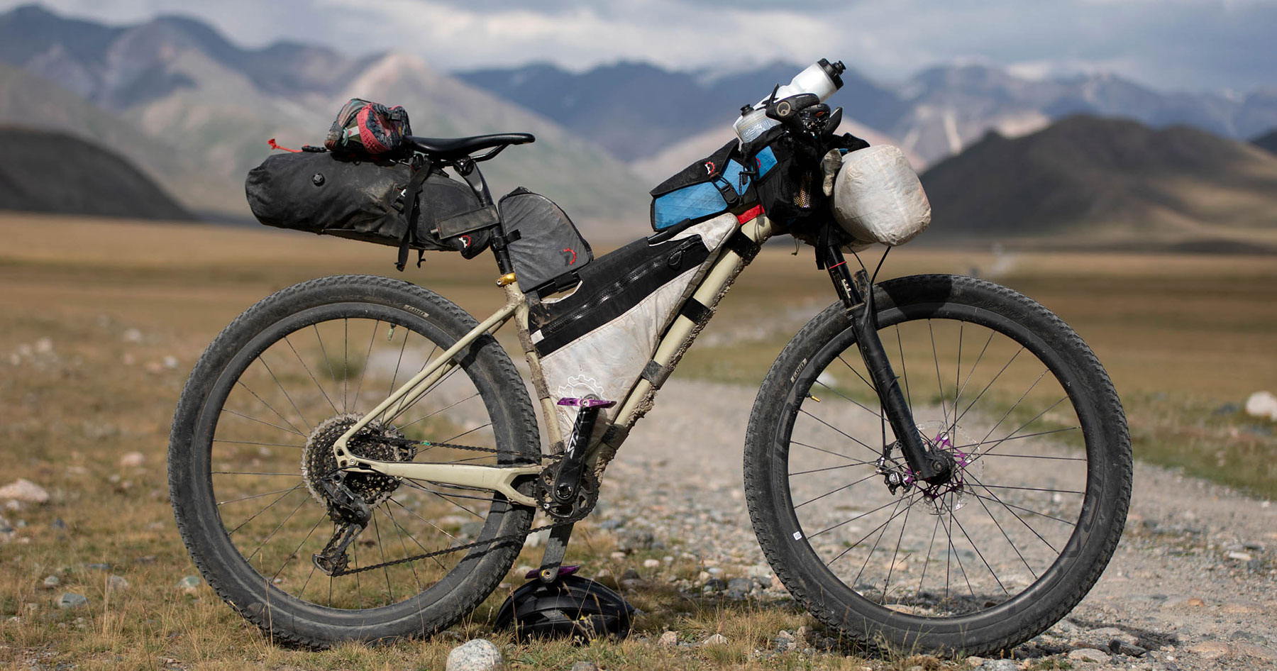 Lael S 2019 Silk Road Mountain Race Rig And Kit Bikepacking Com