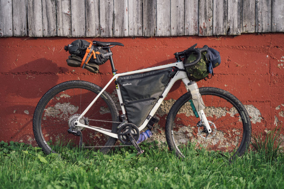 Salsa cutthroat sale bikepacking