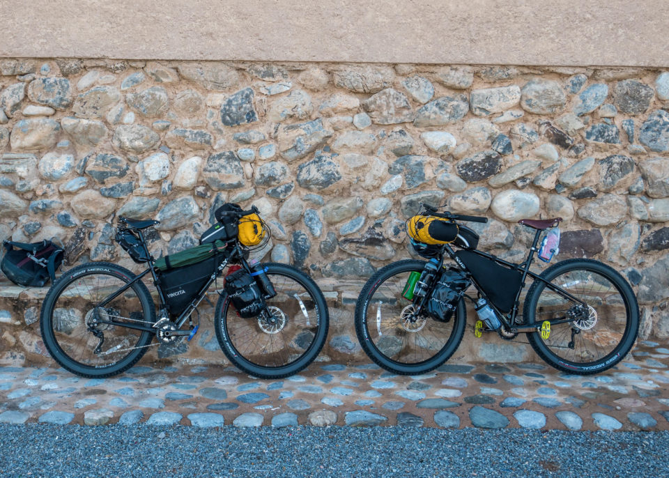 Bikepacking Oman, Hans De Neve