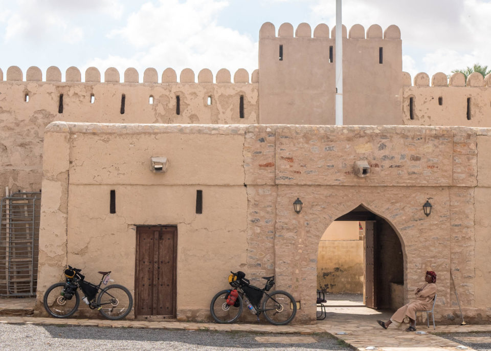 Bikepacking Oman, Hans De Neve