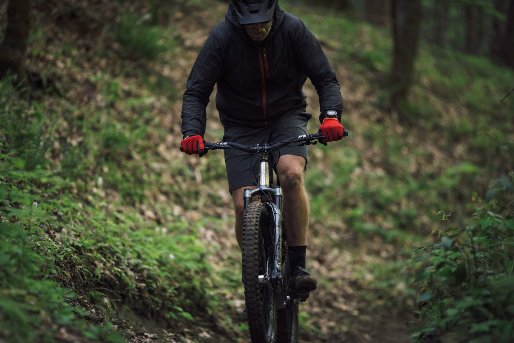 Drop Bars vs Flat Bars Which Handlebar is Best?