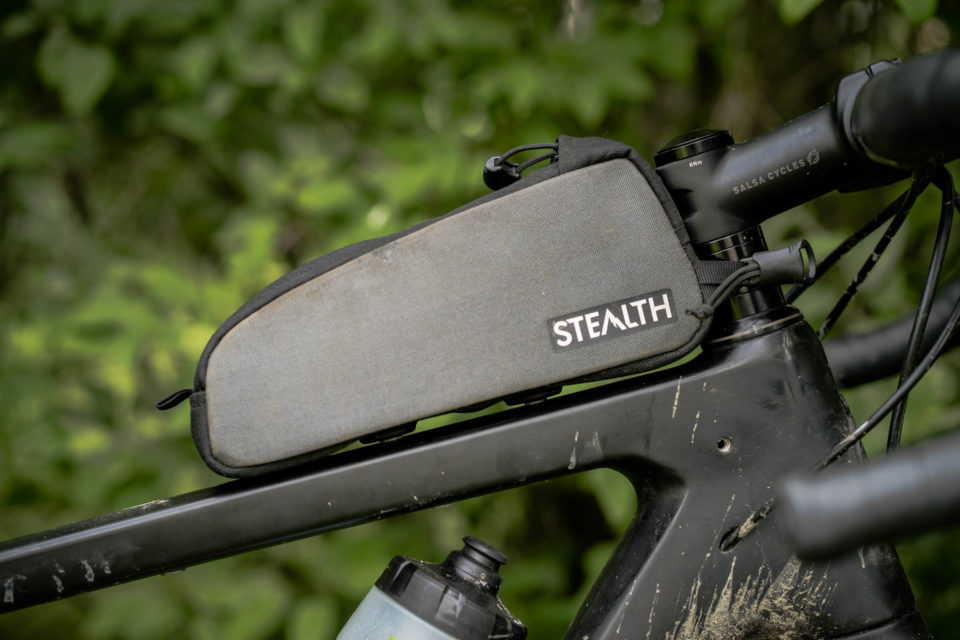 Stealth Top-Loader Review: The Magic Magnetic Top Tube Bag