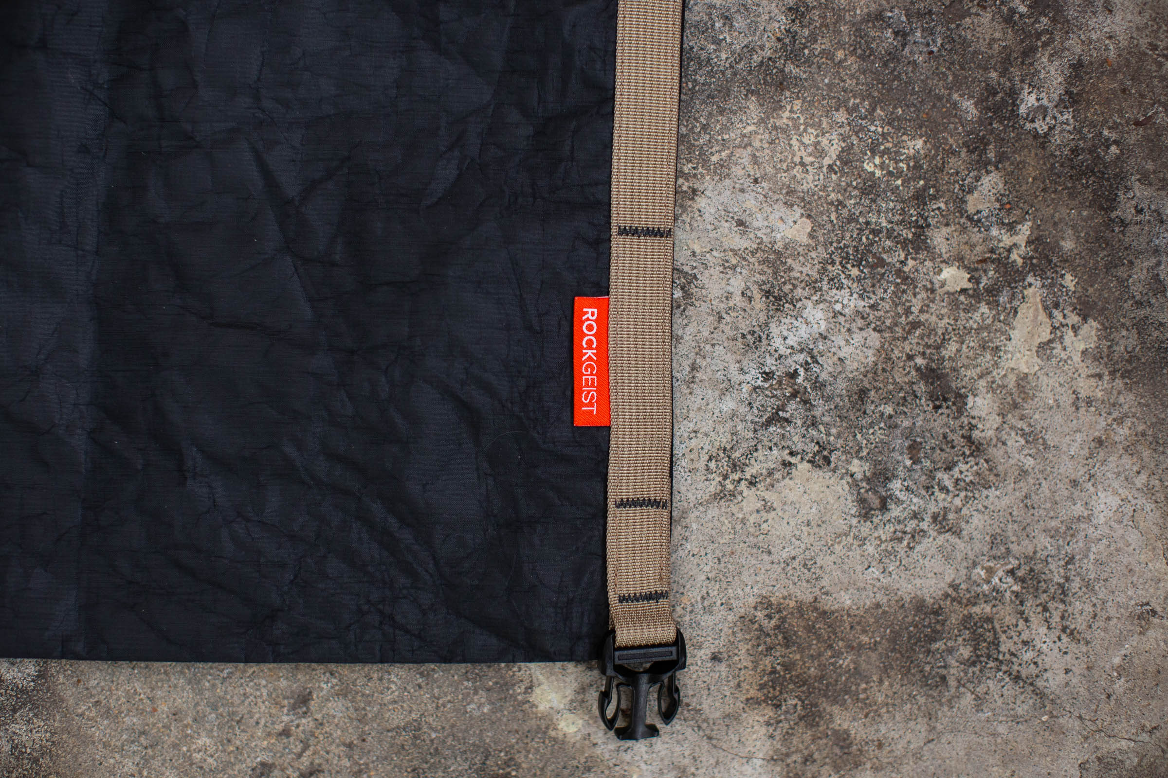 Armadillo Dry Bag Protector - Rockgeist