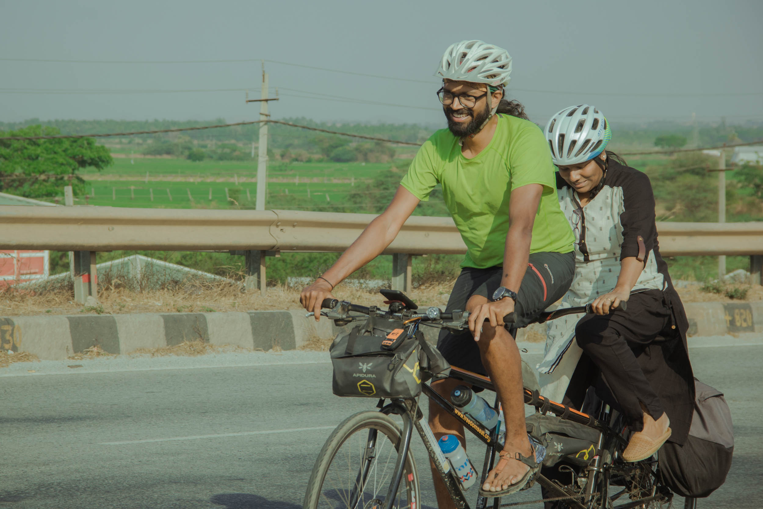 Freedom Seat, India to Germany on a tandem - BIKEPACKING.com