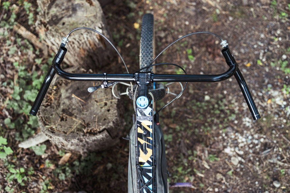 56cm 31.8mm Black Soma Junebug Alloy Bicycle Drop Bar Handlebar 