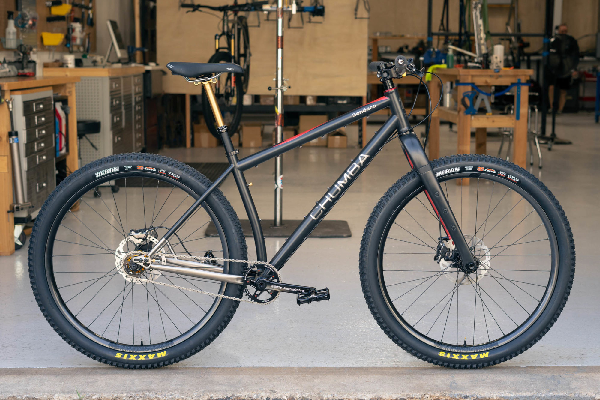 Alexandera Houchin, Chumba Sendero Titanium, Colorado Trail Race