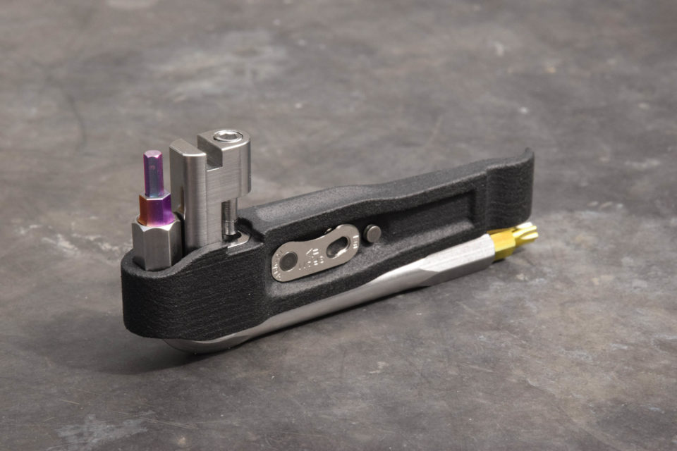 The New Daysaver Coworking5 Multitool Weighs 30g
