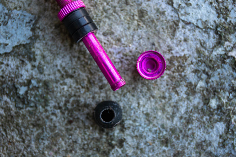 high flow tubeless valve