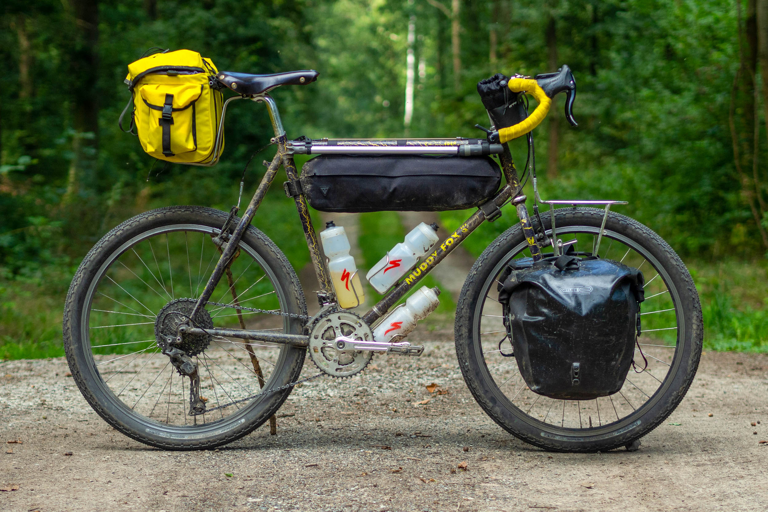 Yellow 2025 muddyfox bike