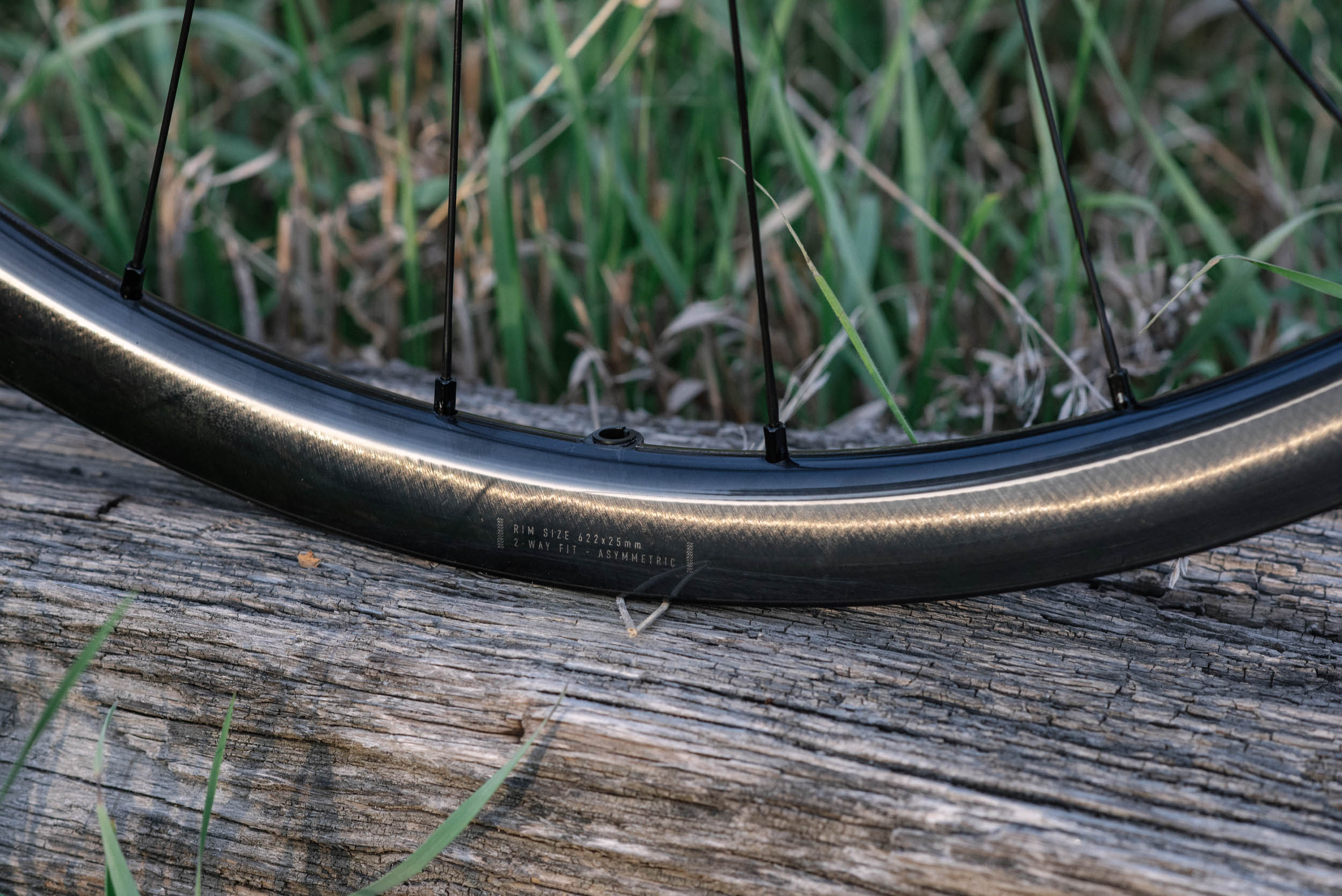 New Campagnolo Levante Wheels: Ride (Gravel) Like the Wind