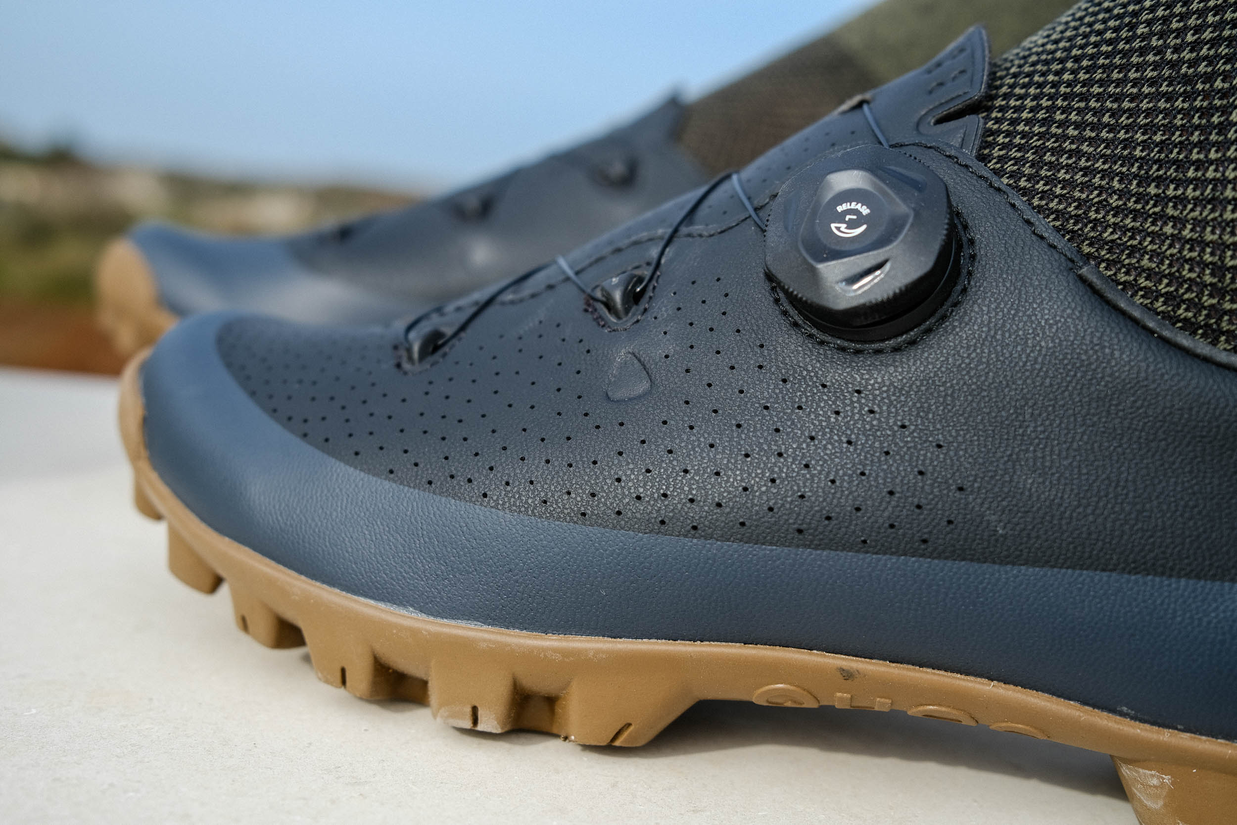 QUOC Gran Tourer II Review: A Refined Shoe for Fast Dirt Rides ...