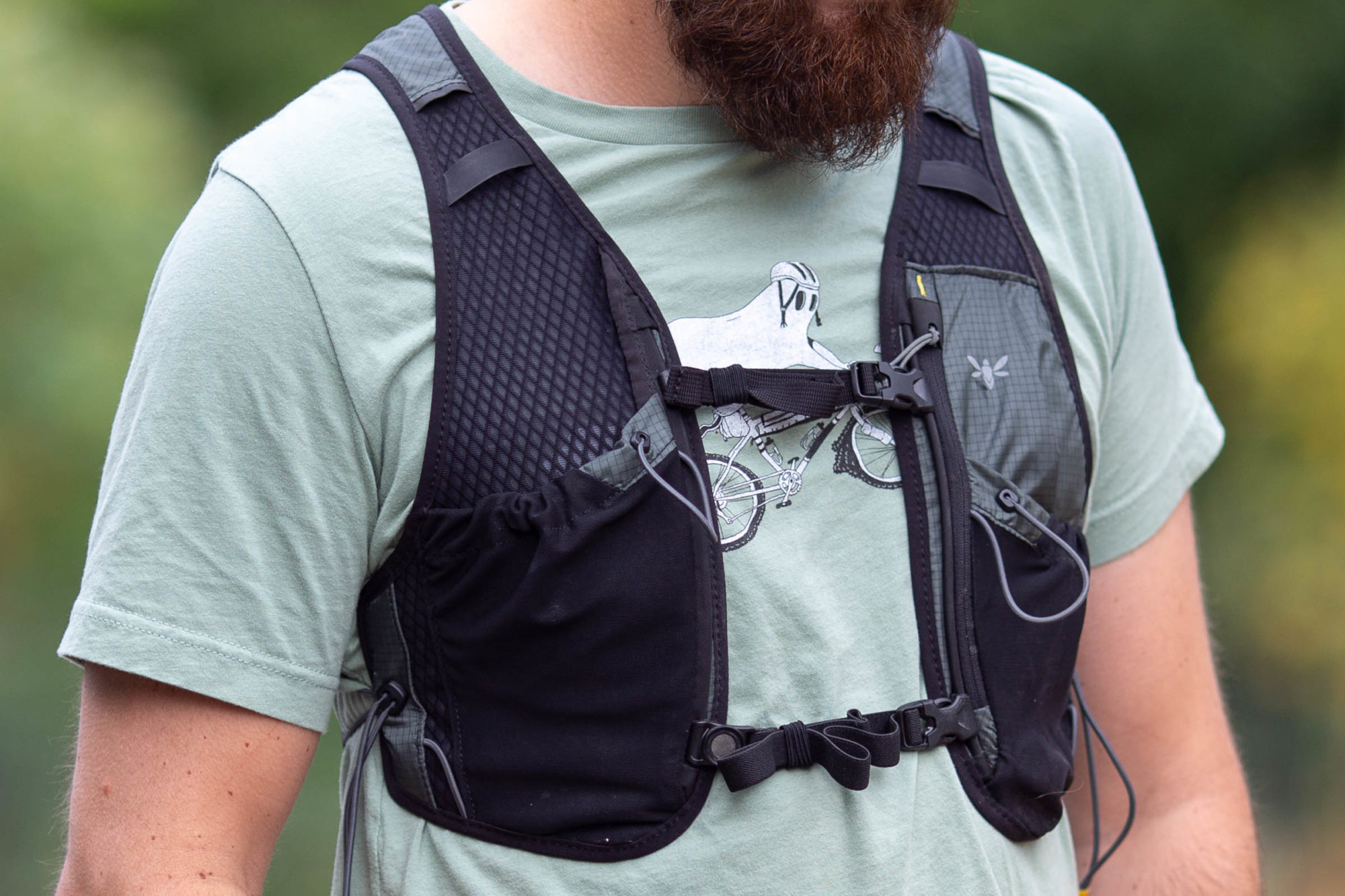 Two Hydration Vests Reviewed: Apidura vs PEdALED - BIKEPACKING.com