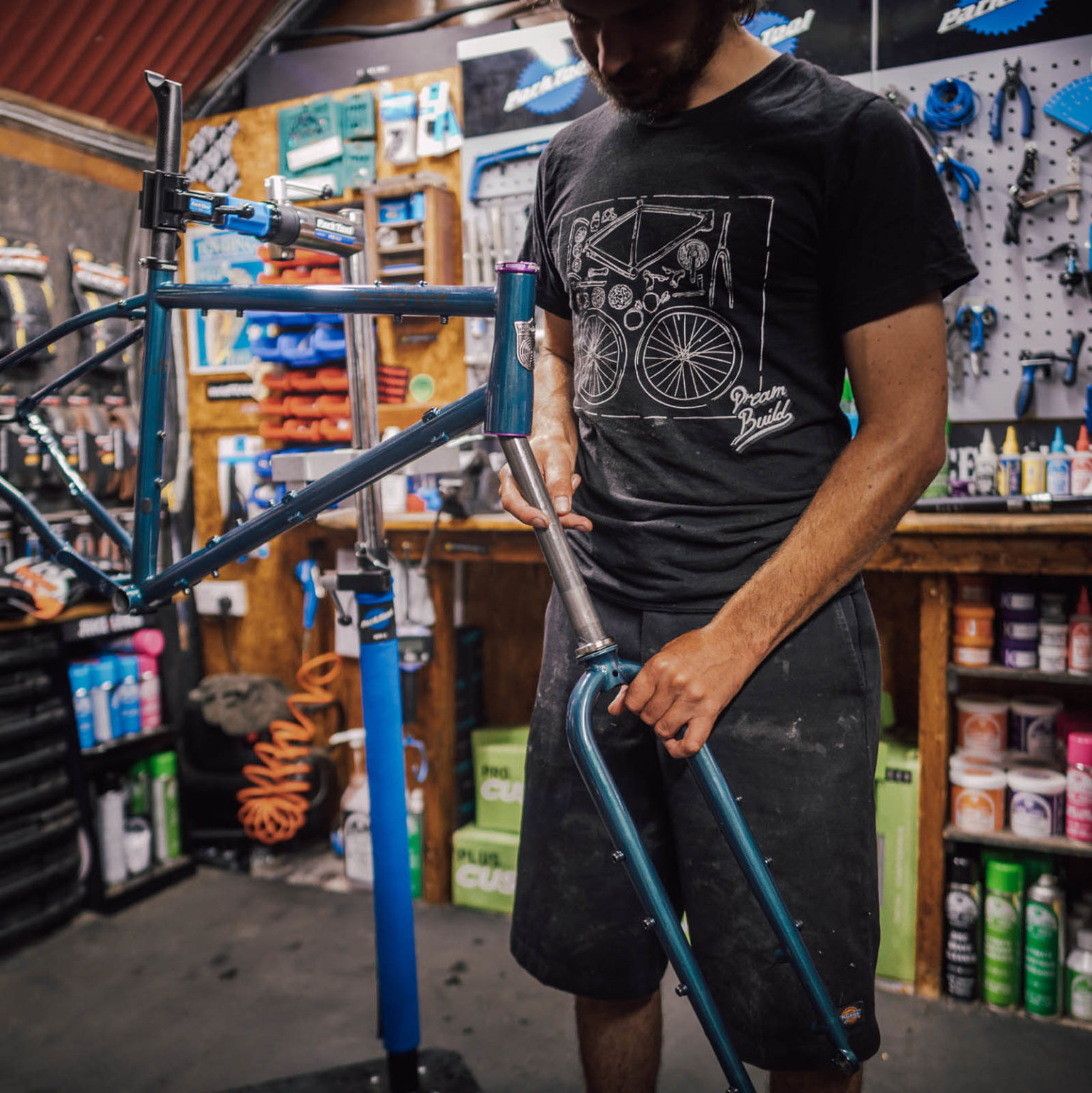 Kona Sutra LTD Dream Build by Gee Milner (Video)