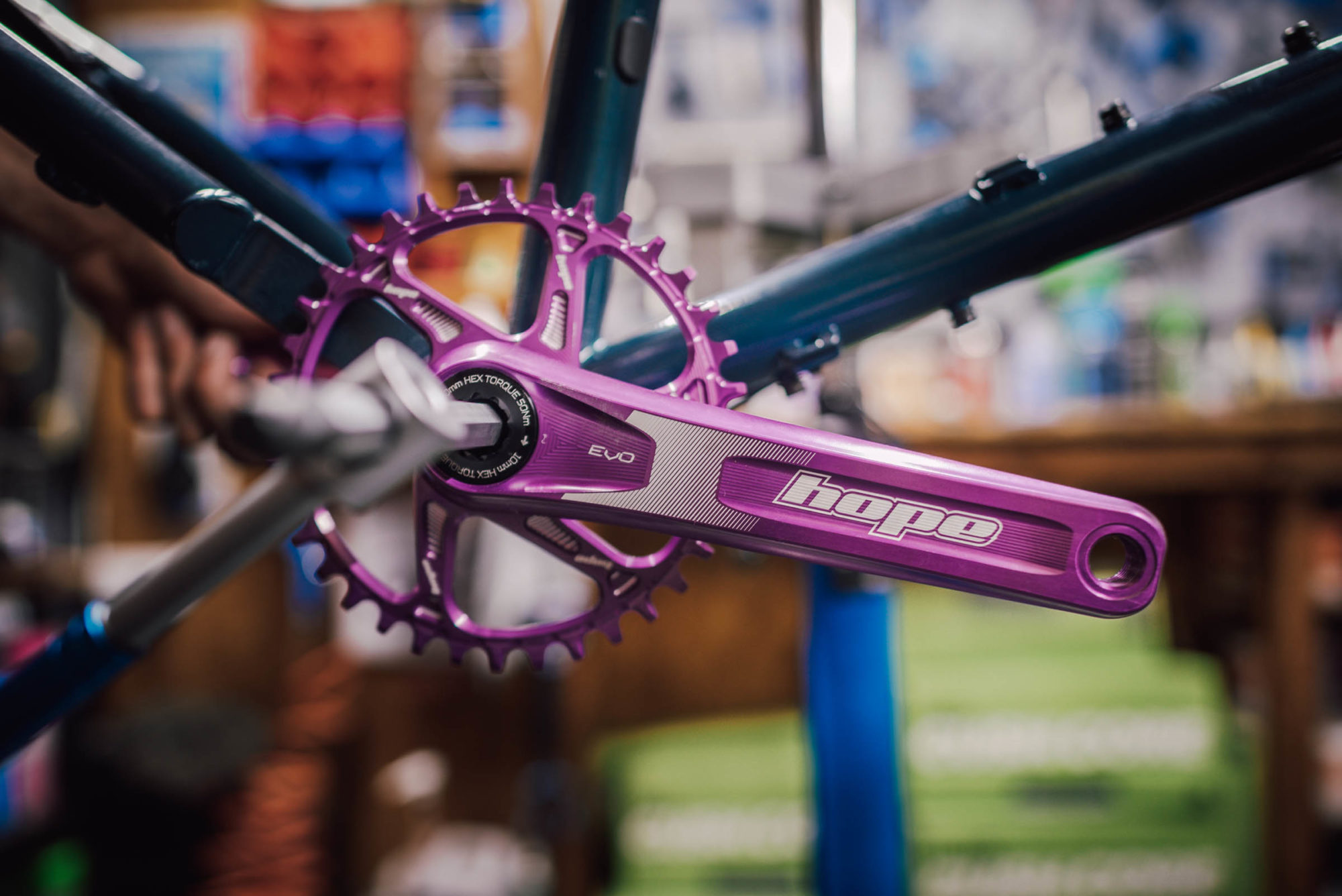 Kona Sutra LTD Dream Build by Gee Milner (Video)