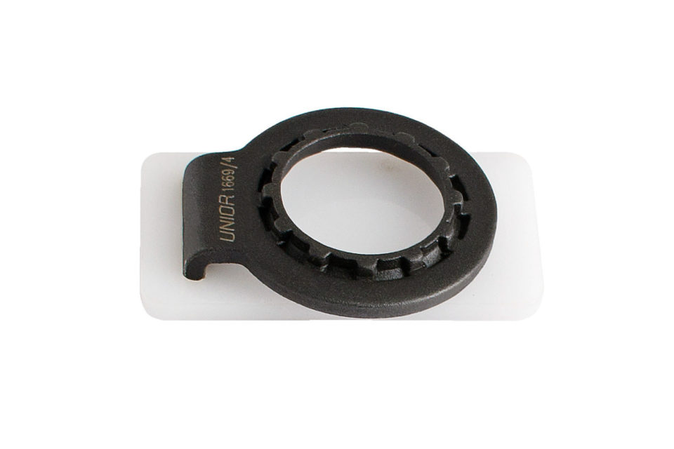 The Unior 2-in-1 Cassette Lockring Tool is Neat!