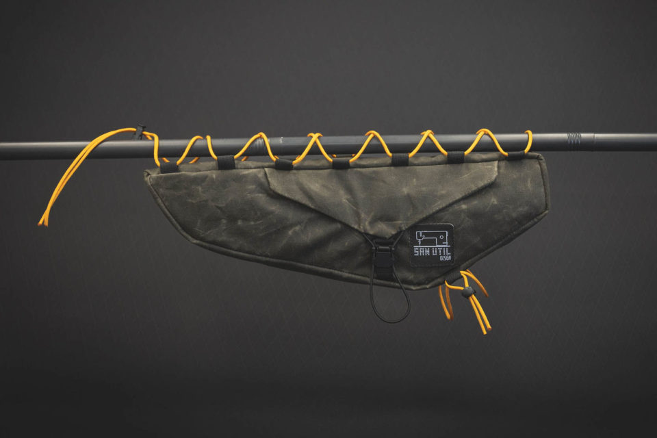 Check out the San Util Design Nameless Magnetic Frame Bag