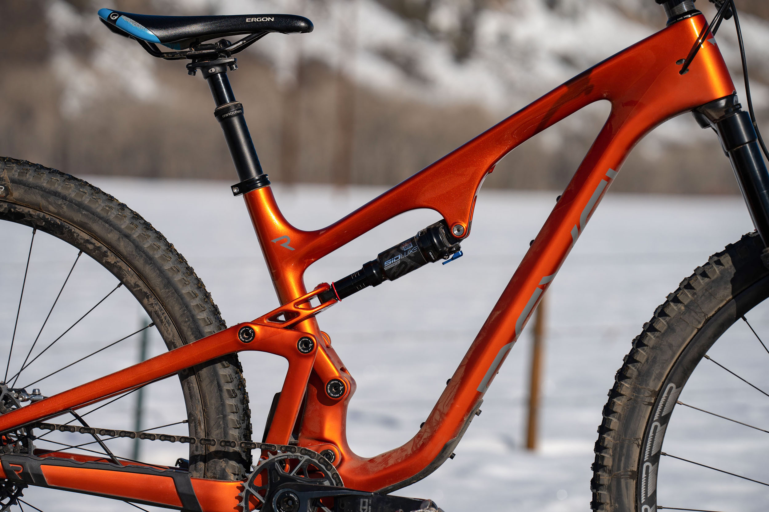 Revel Ranger v2 Review: The Right Updates at the Right Time - Bikerumor