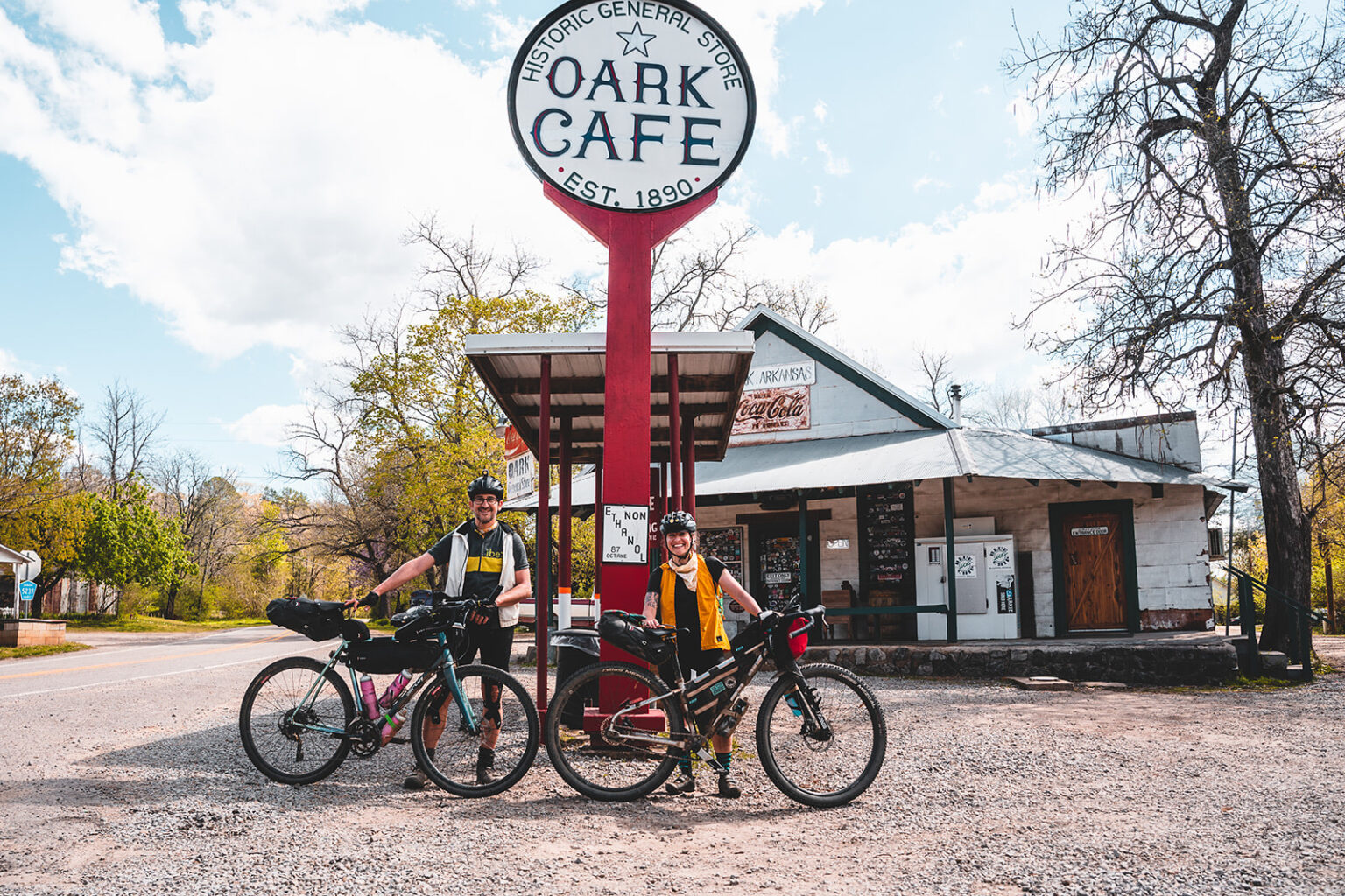 Maggie Livelsberger Wins Doom 2023 on a Singlespeed! - BIKEPACKING.com