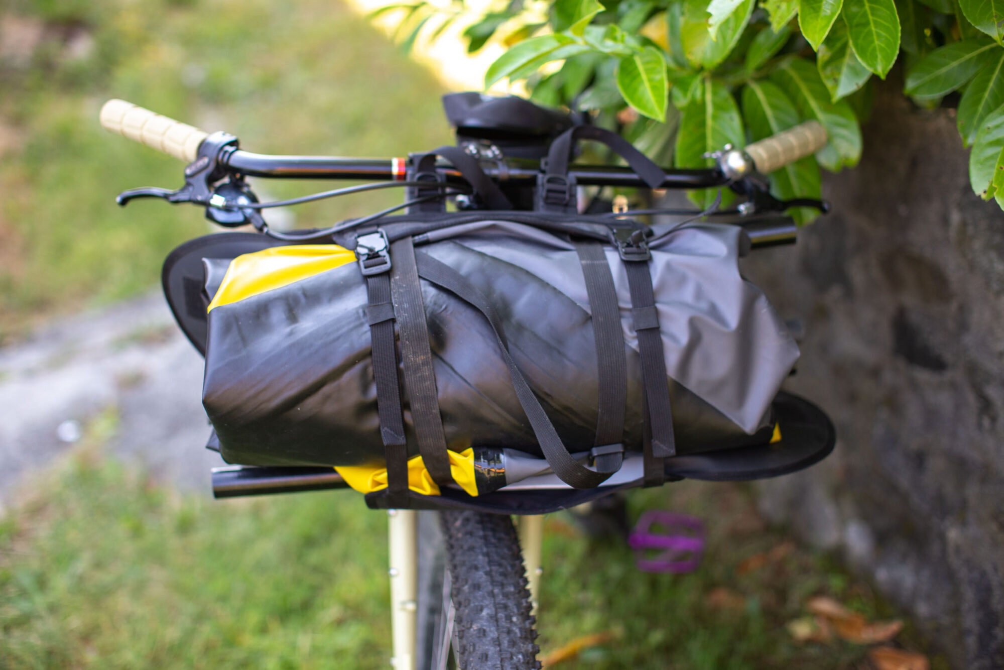 Complete List of Handlebar Harnesses and Rolls for Bikepacking ...