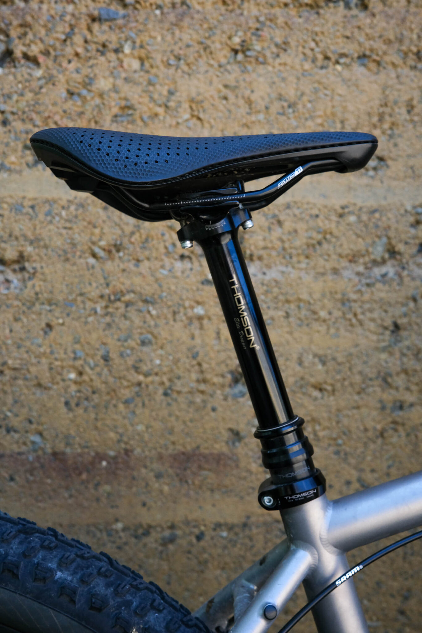 Simon Rig Reader's Rig: Simon's Custom Waltly Titanium - BIKEPACKING.com