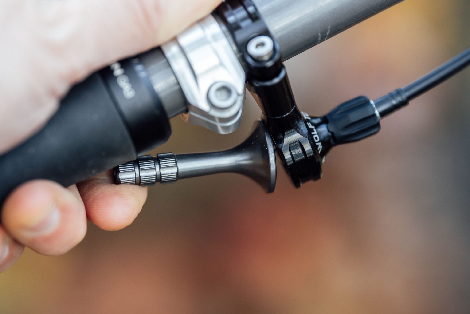 Wolf Tooth Remote 360 Review, joystick dropper lever