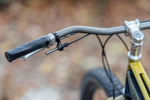 Wolf Remote Control Wolf Tooth Remote 360 Review: Joystick Dropper Lever - BIKEPACKING.com