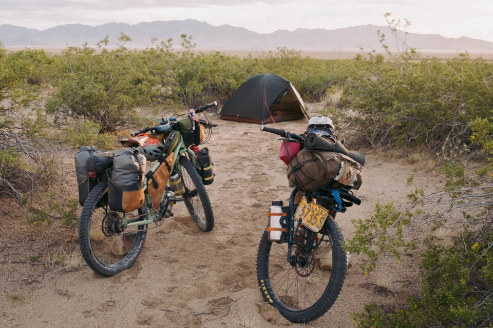 1 Year in 36 Minutes: Cycling from Alaska to Mexico (Video)