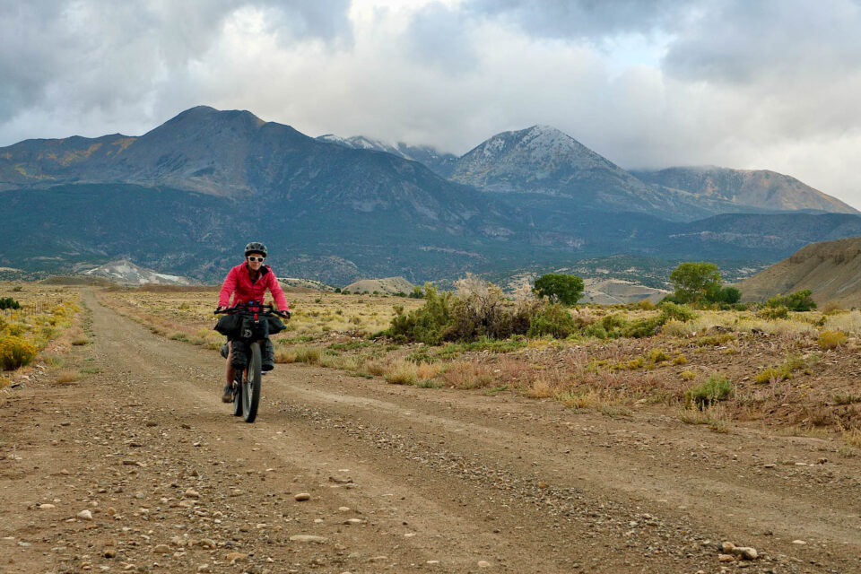 Cycling Utah: An 800-Mile Bikepacking Journey From Dawn to Dusk (Video)