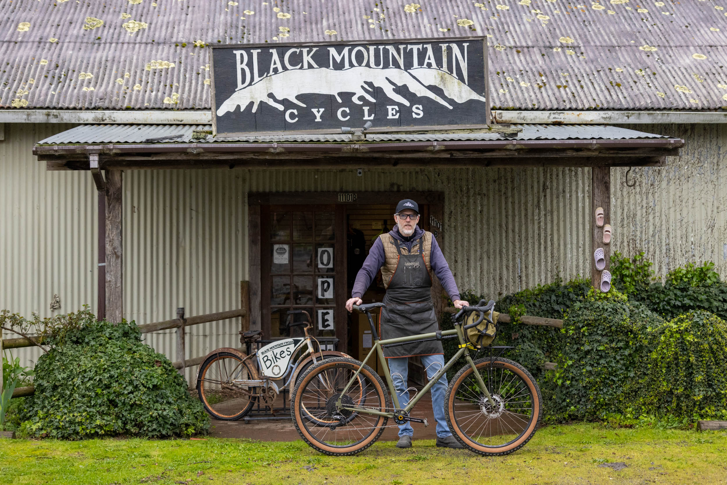 black mountain cycles visit