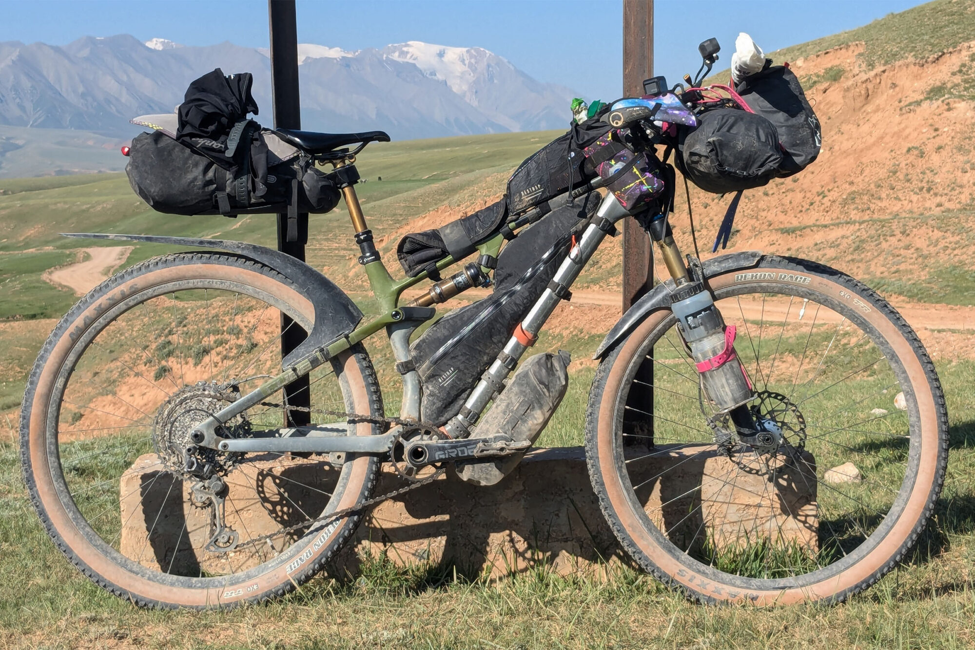 2024 Silk Road Mountain Race Rigs