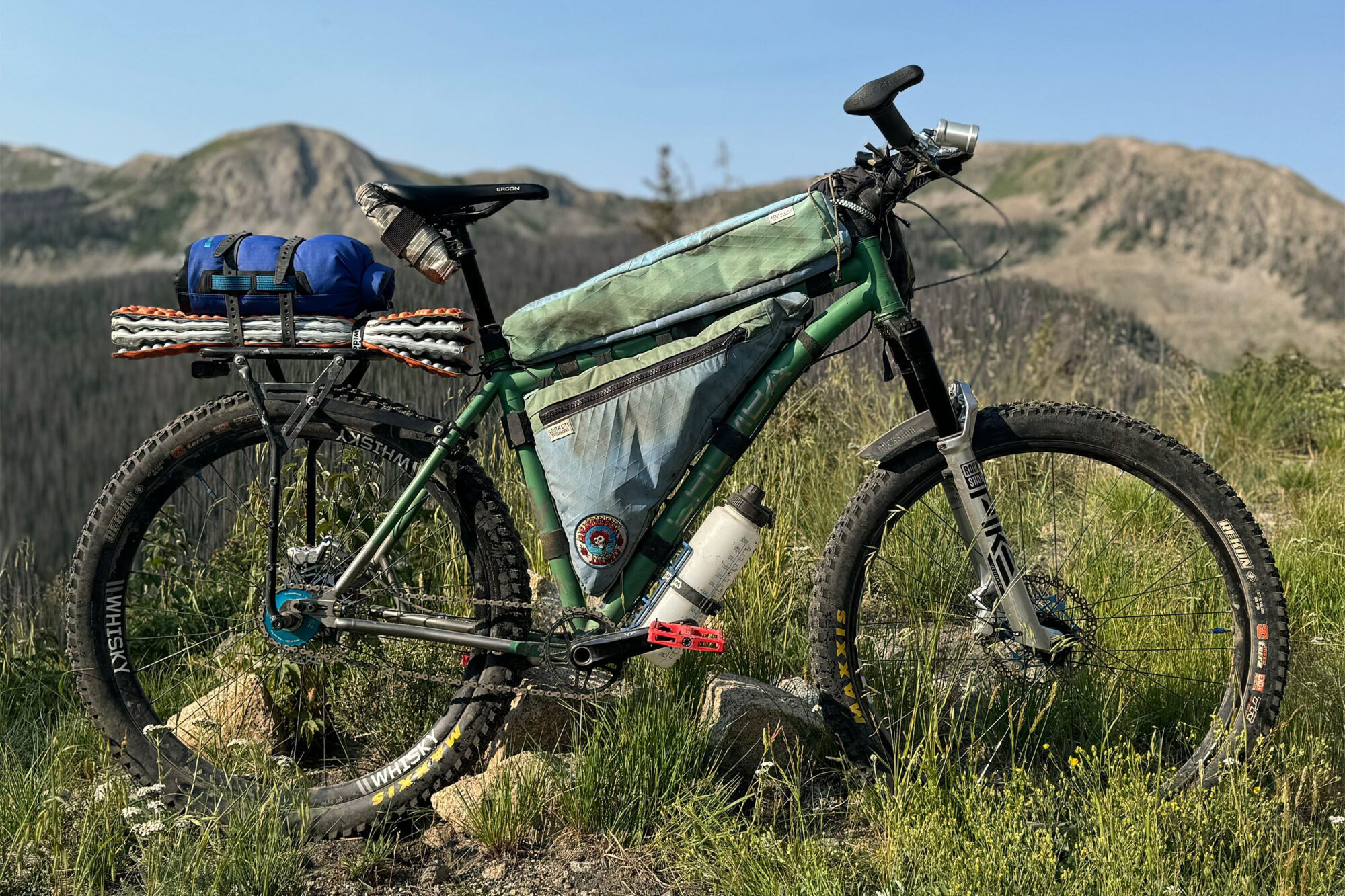 Bikepacking shops race