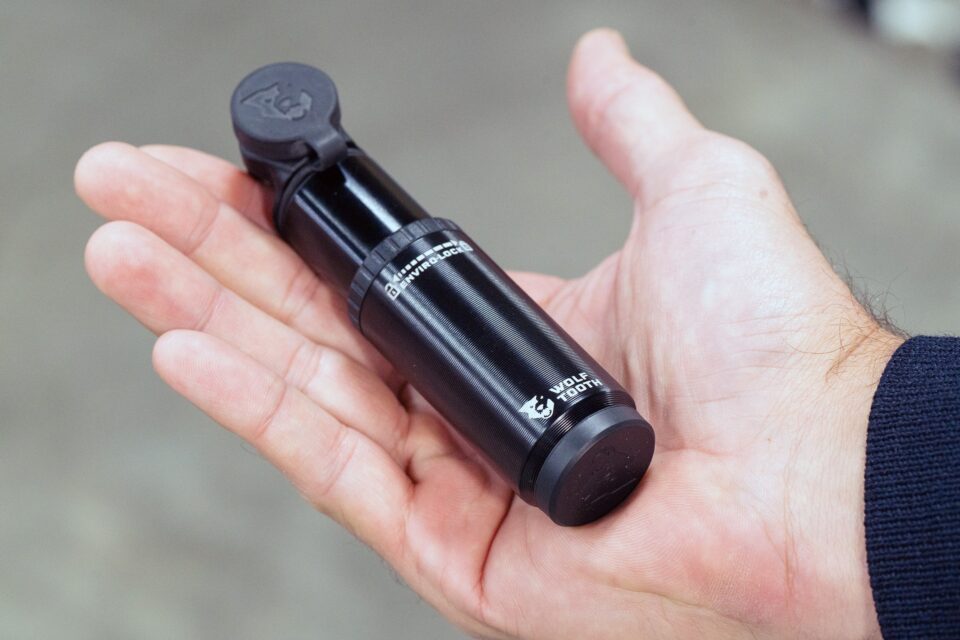 30cc Wolf Tooth EnCase Pump