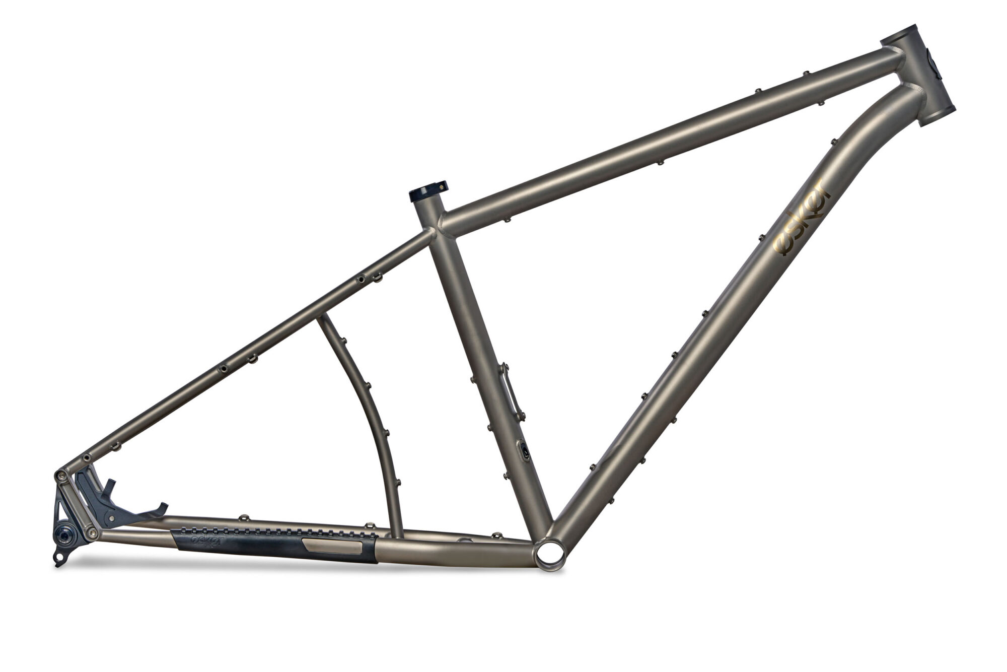 2025 esker hardtails