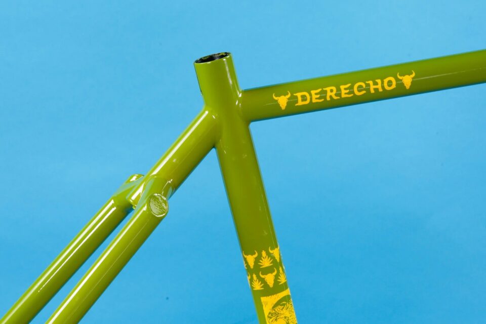 Crust Bikes Derecho
