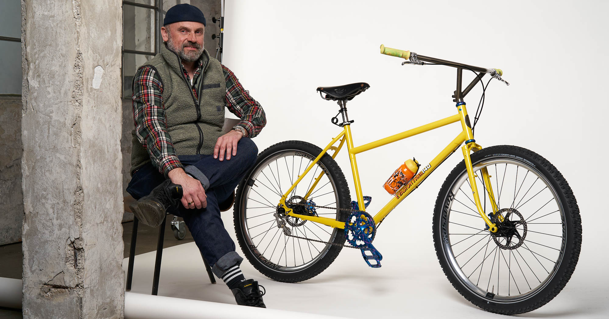 Crust Bikes New Evasion Trail 140 | The Radavist | A group